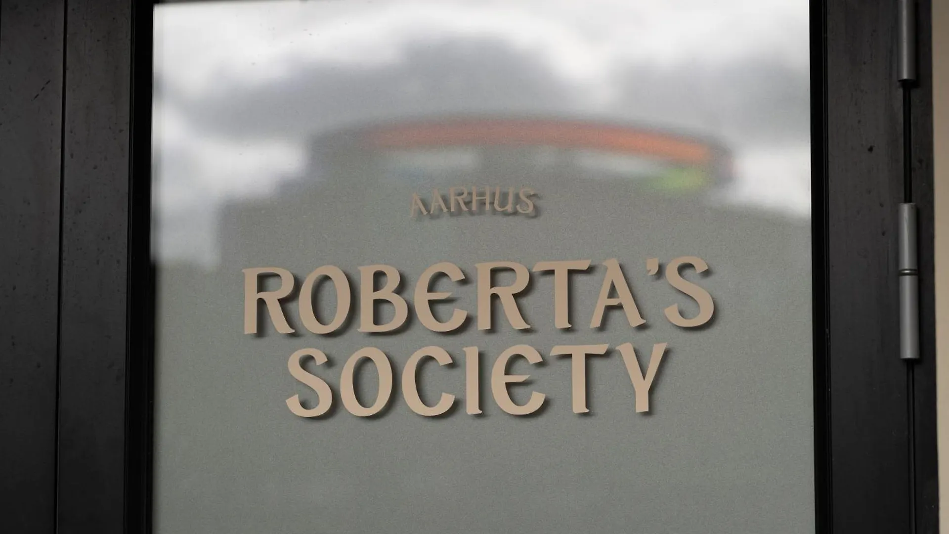 Roberta'S Society Aarhus Hostel